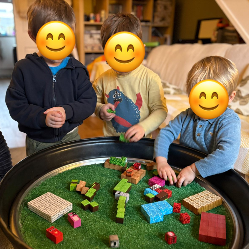 Siblings Actually Play Together — Without Fighting